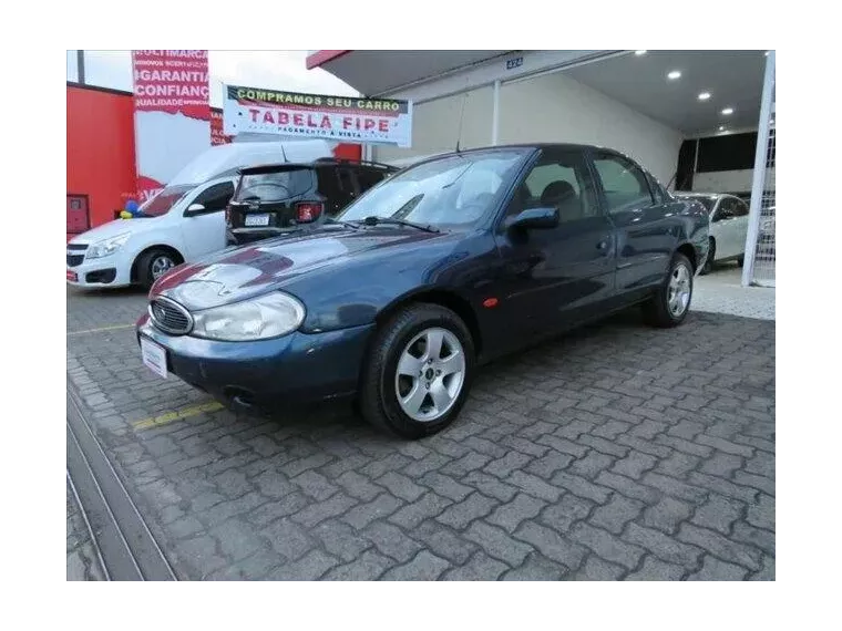 Ford Mondeo Azul 2