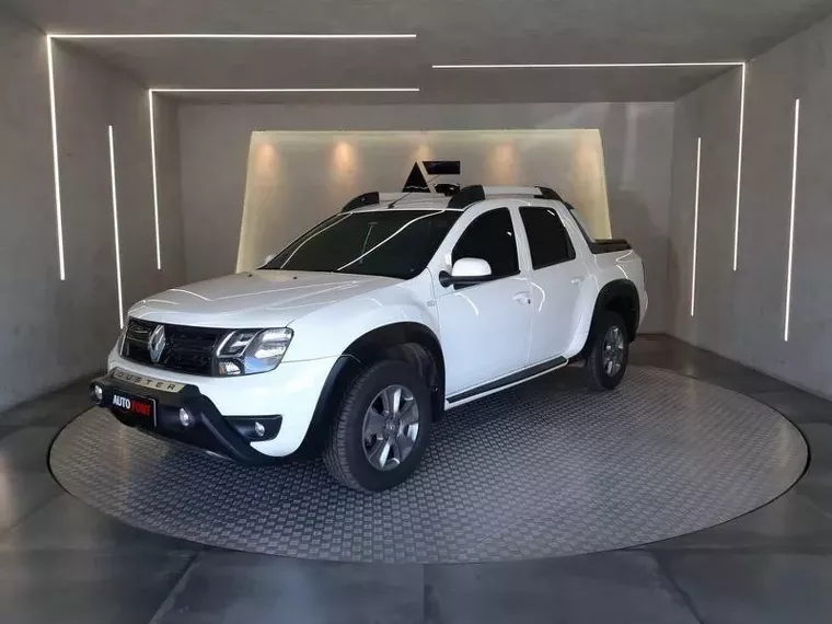 Renault Duster Oroch Branco 4