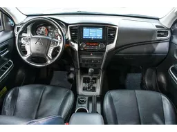 Mitsubishi L200 Triton