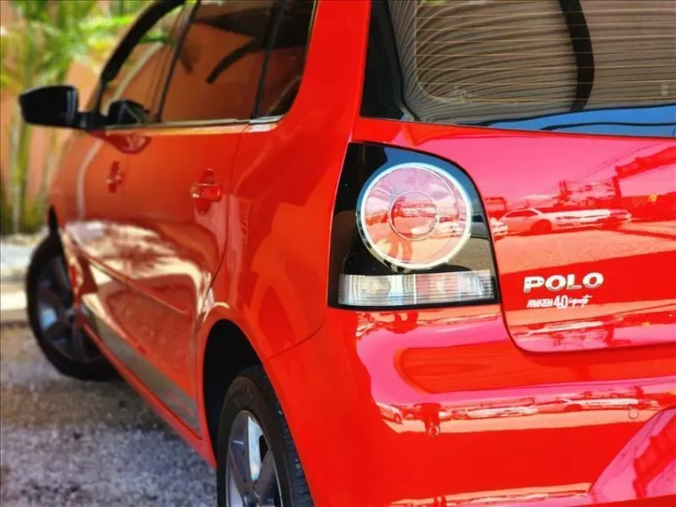 Volkswagen Polo Hatch Vermelho 13