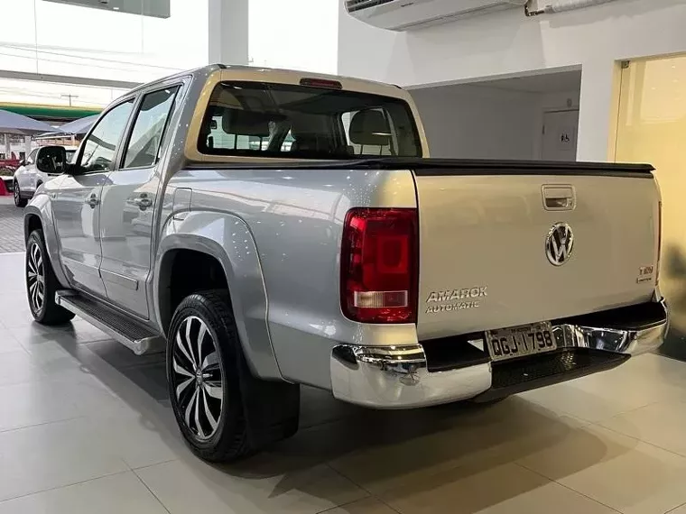 Volkswagen Amarok Prata 6