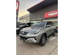 Hilux SW4