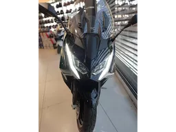 Kymco AK