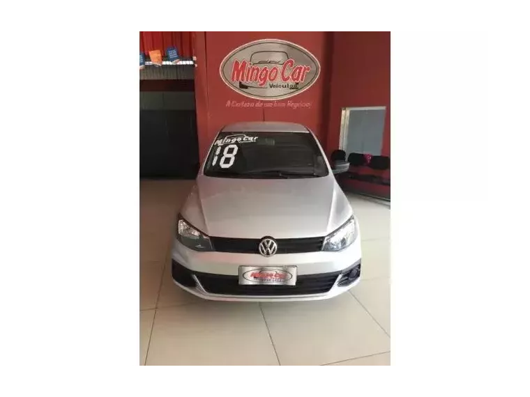 Volkswagen Gol Cinza 1