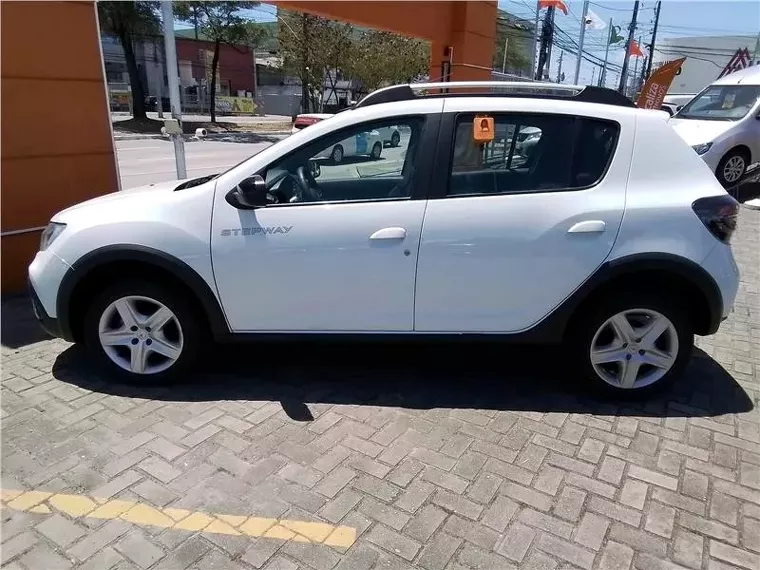 Renault Sandero Branco 10