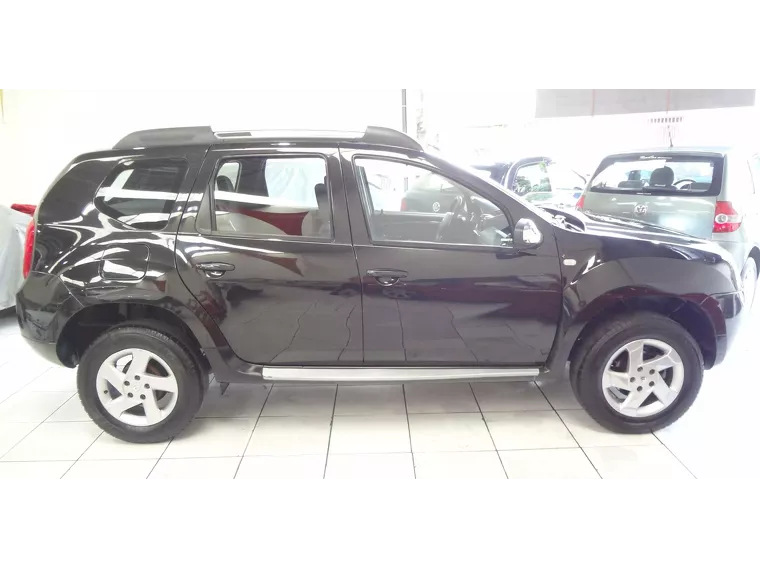 Renault Duster Preto 9