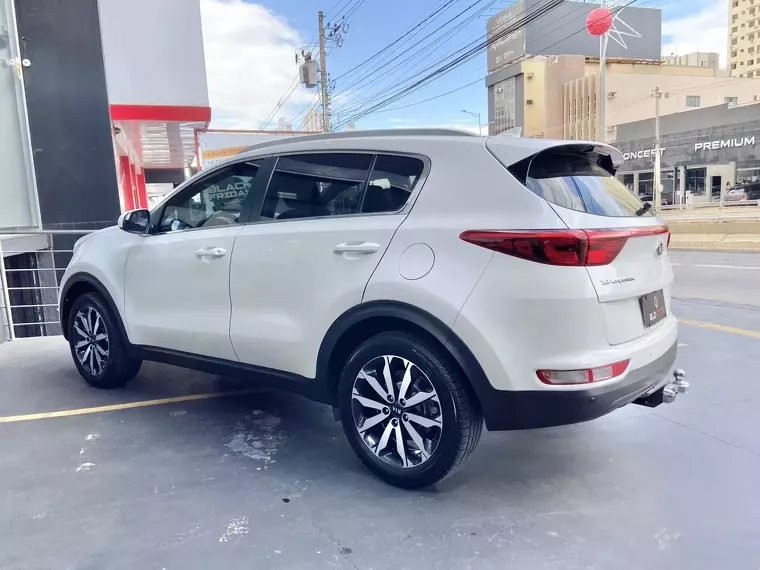 KIA Sportage Branco 9