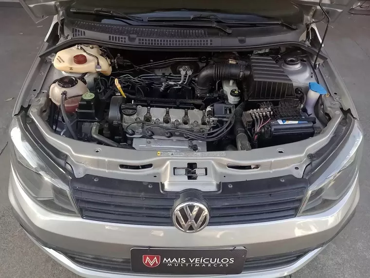 Volkswagen Gol Prata 5