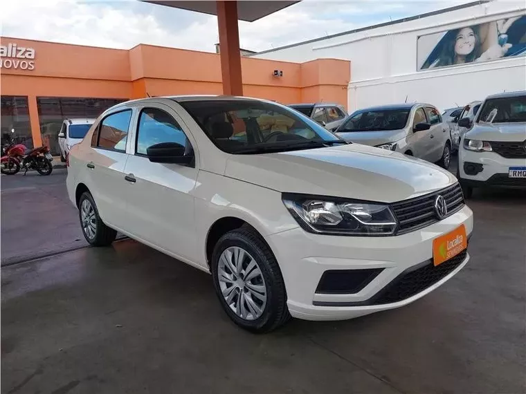 Volkswagen Voyage Branco 10