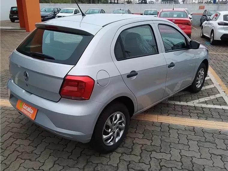 Volkswagen Gol Prata 10