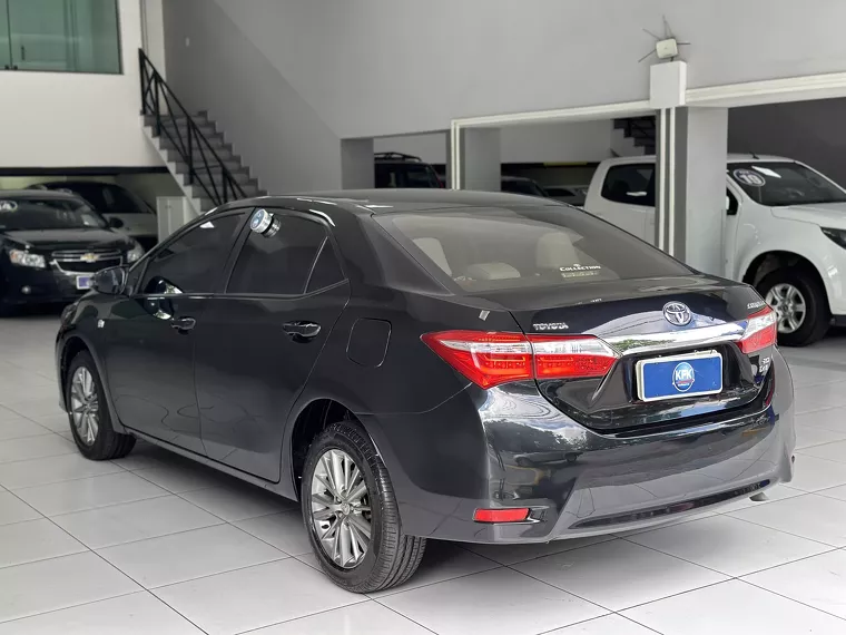 Toyota Corolla Preto 6