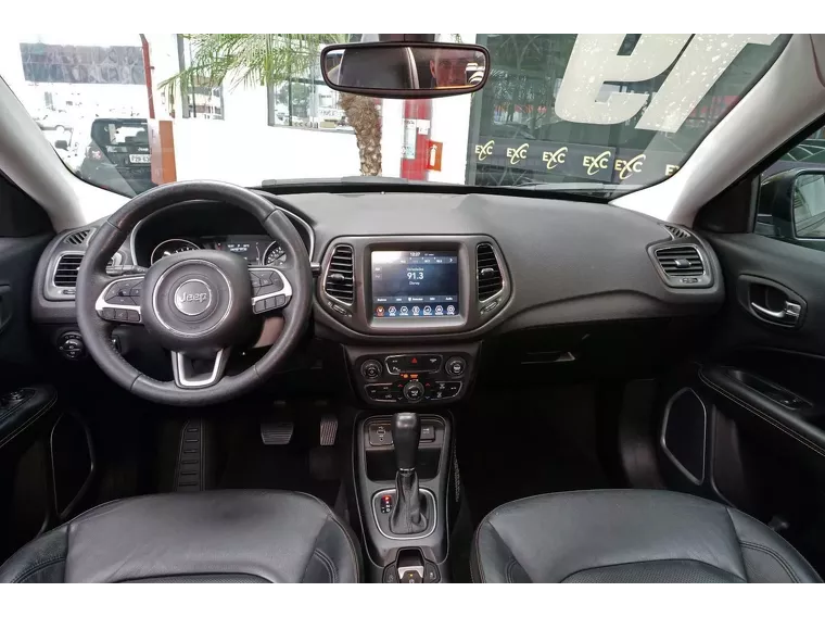 Jeep Compass Marrom 11