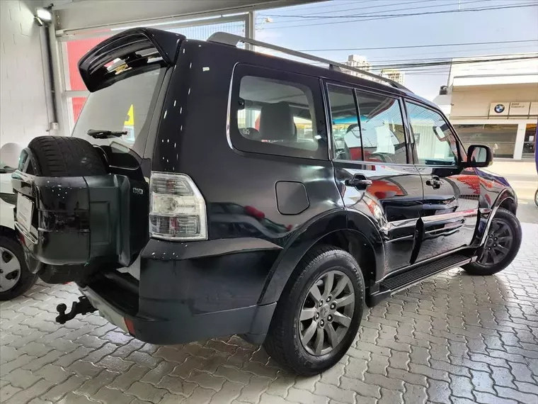 Mitsubishi Pajero Full Preto 2