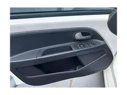 Volkswagen Cross UP