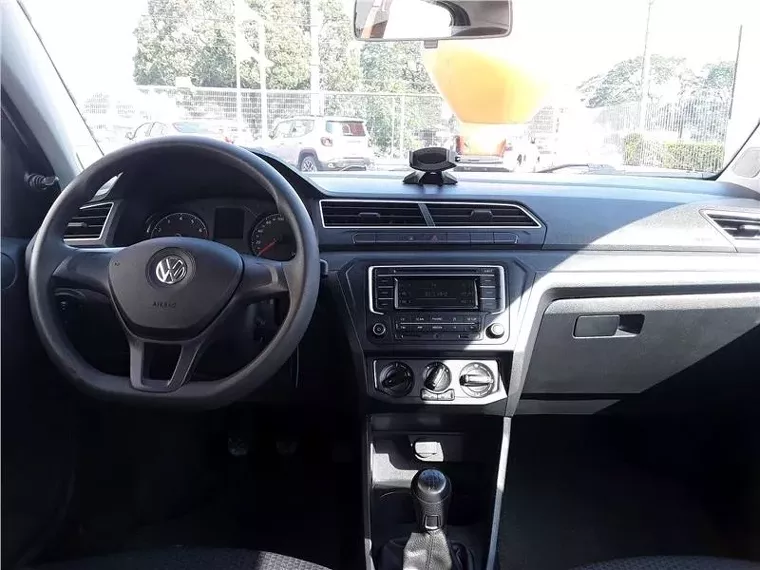 Volkswagen Gol Prata 3