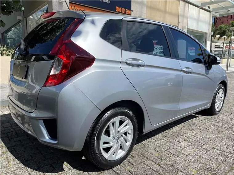 Honda FIT Prata 10