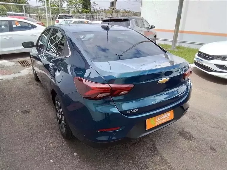 Chevrolet Onix Azul 9