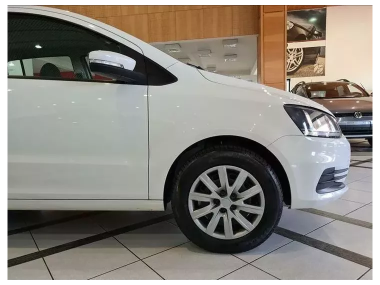 Volkswagen Fox Branco 3