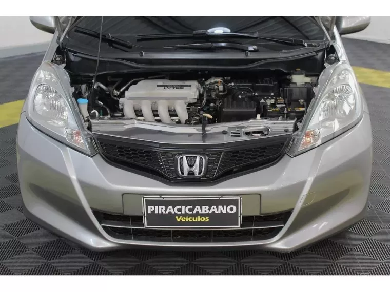 Honda FIT Cinza 4