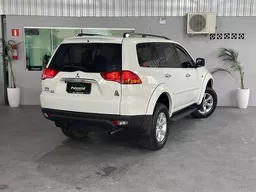 Mitsubishi Pajero Dakar