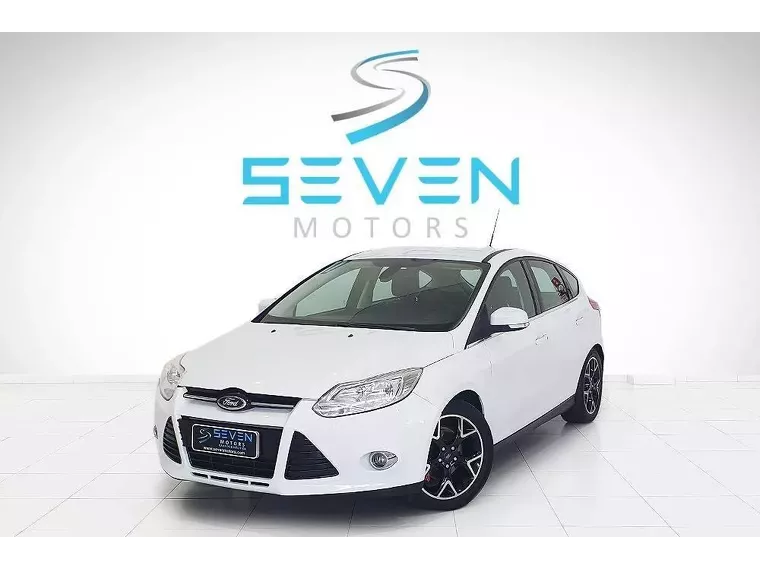 Ford Focus Branco 6