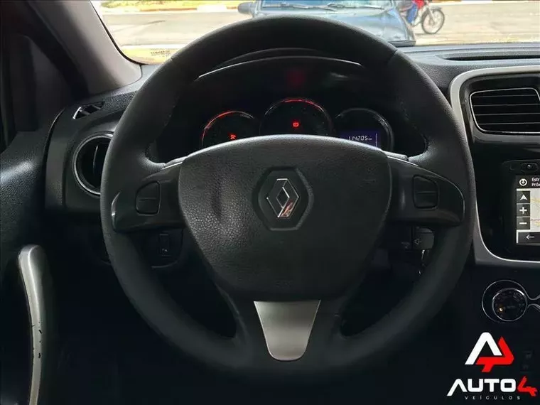 Renault Sandero Vermelho 12