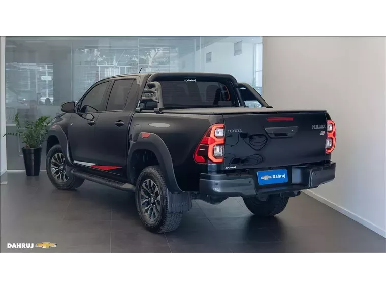 Toyota Hilux Preto 3