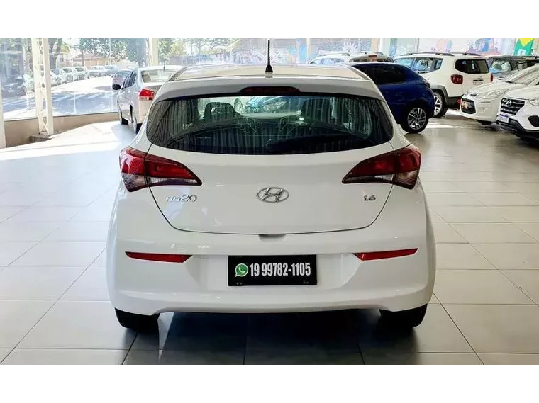 Hyundai HB20 Branco 6