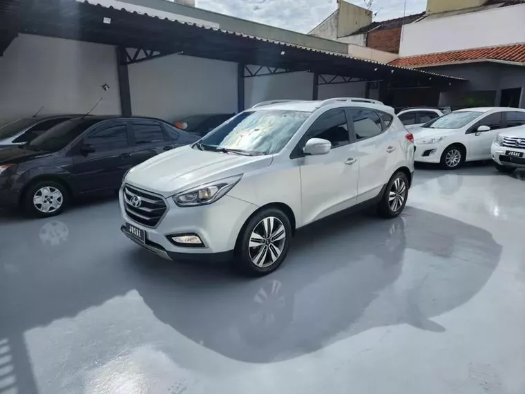 Hyundai IX35 Prata 8