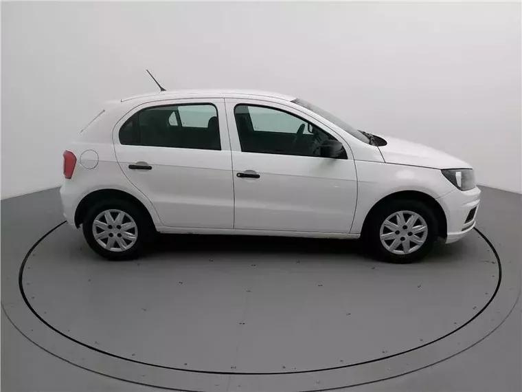 Volkswagen Gol Branco 1