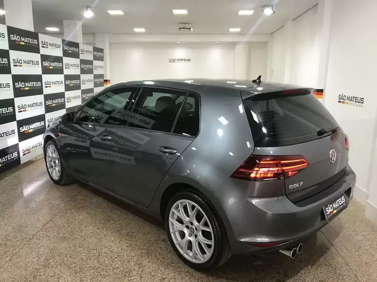 Volkswagen Golf Cinza 13