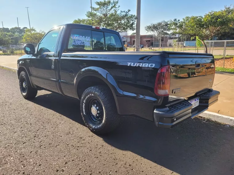 Ford F-250 Azul 14