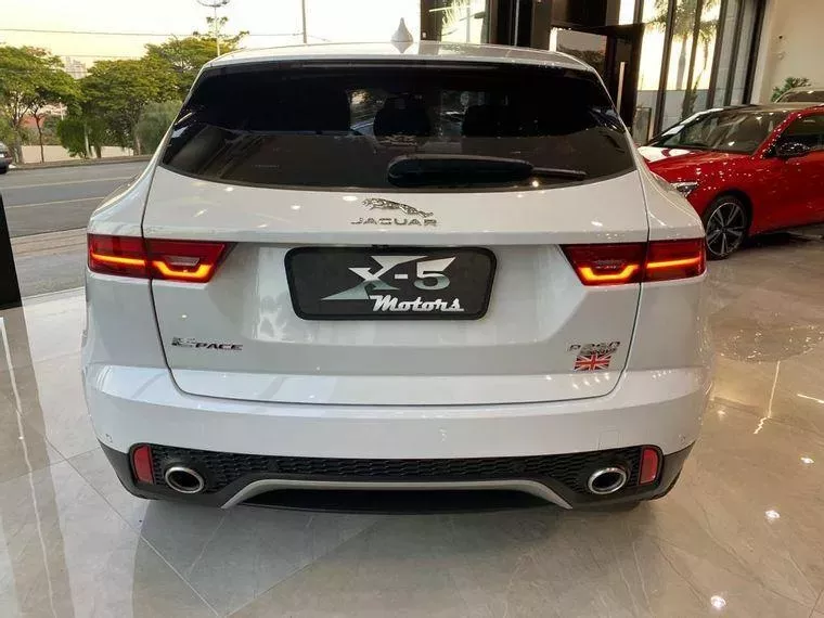 Jaguar E-pace  Branco 4