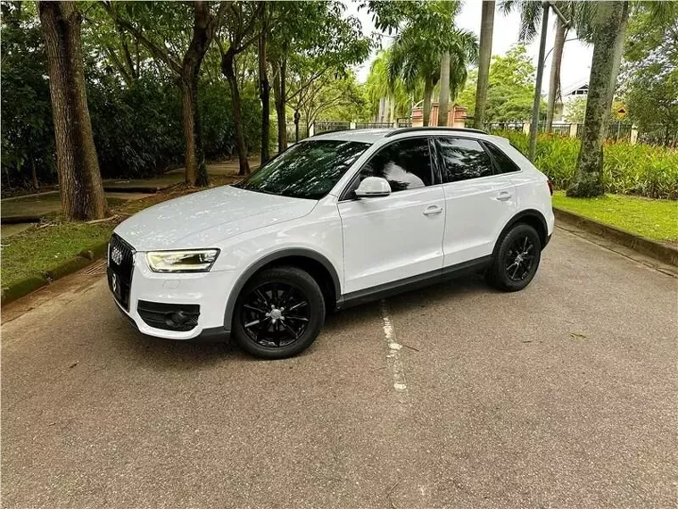 Audi Q3 Branco 6