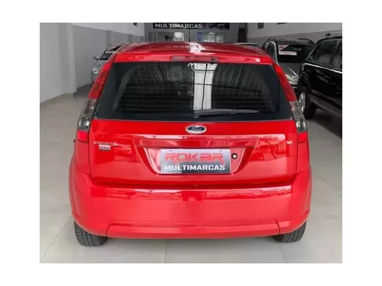 Ford Fiesta Vermelho 5