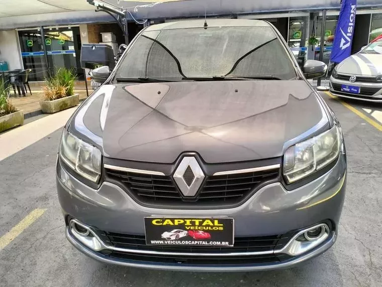 Renault Logan Cinza 3