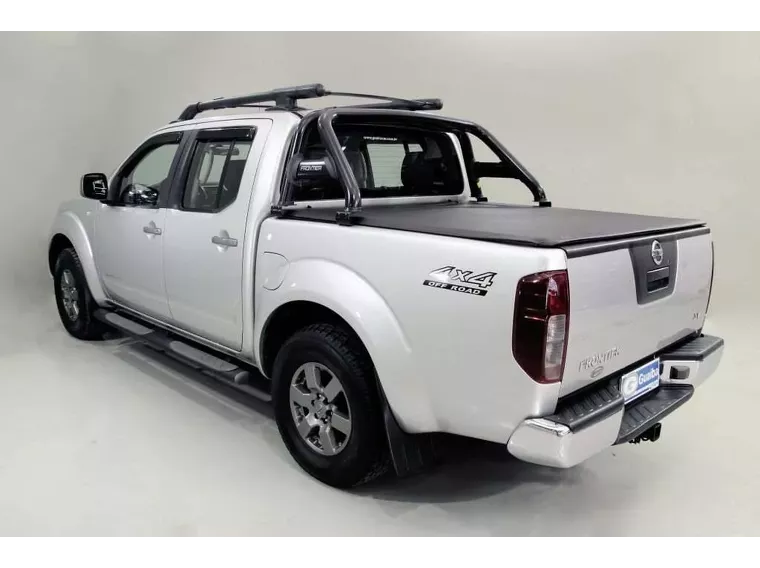 Nissan Frontier Prata 17