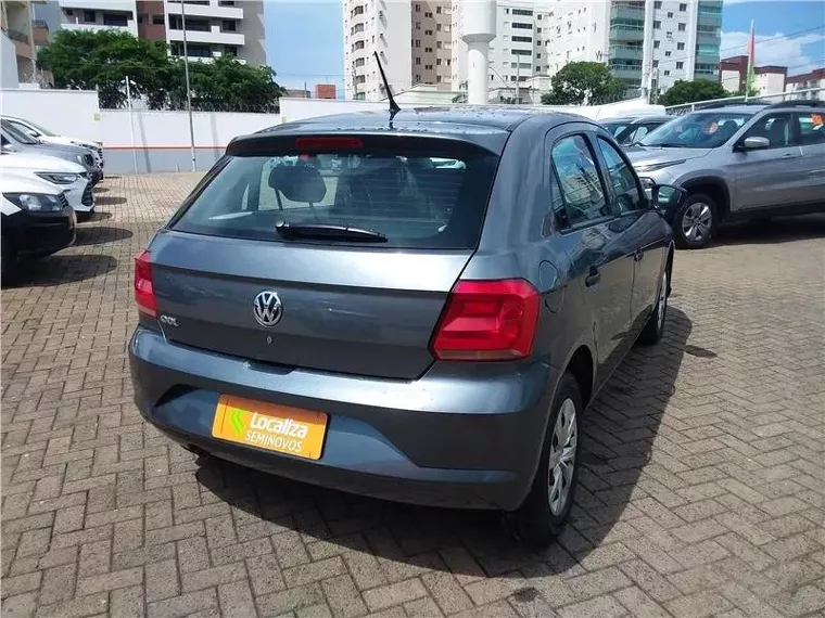 Volkswagen Gol Cinza 5