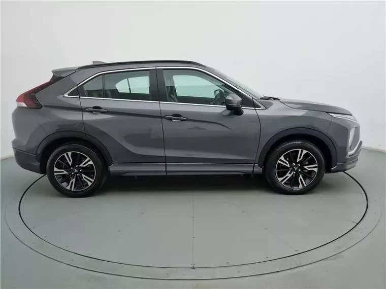 Mitsubishi Eclipse Cross Cinza 14