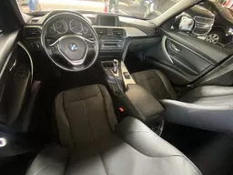BMW 328i