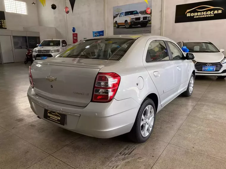 Chevrolet Cobalt Prata 8