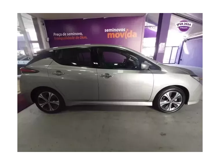 Nissan Leaf Prata 2