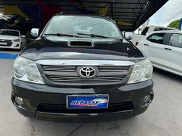 Toyota Hilux SW4