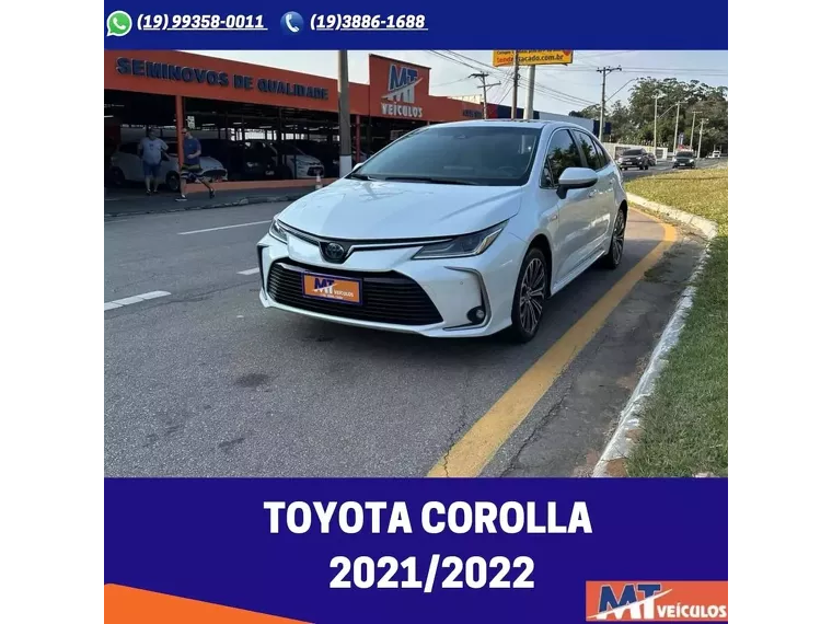 Toyota Corolla Branco 1