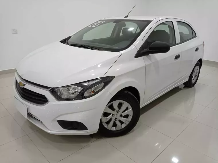 Chevrolet Onix Branco 2