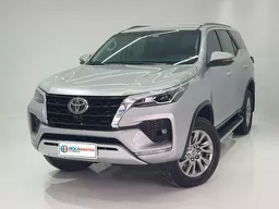 Toyota Hilux SW4