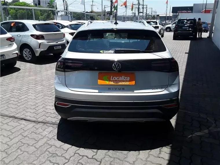 Volkswagen Nivus Prata 2