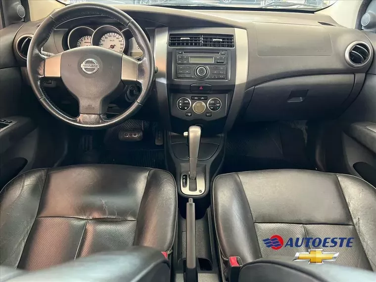 Nissan Livina Cinza 4