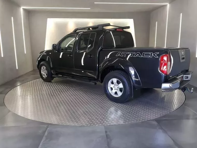 Nissan Frontier Preto 6