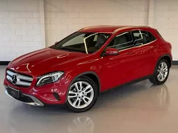 Mercedes-benz GLA 200